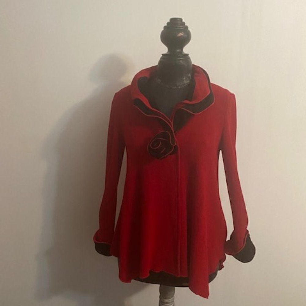 Design Today's Red/Black light weight jacket with flower, size S